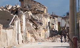 梦见地震很多人都在跑