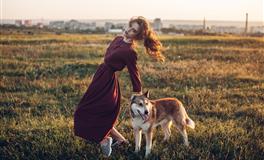 生性孤傲，独立性很强，凡事靠自己的生肖