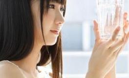 柿子专挑软的捏！这几大星座活该被催婚