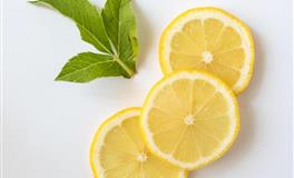 能够牢记另一半生日并且给予惊喜的星座男