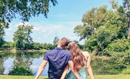 喜欢被恋人依赖，这些生肖男就爱腻在一块