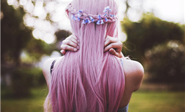 属鸡人为啥坚持相信爱情