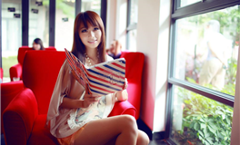 一个狮子座女孩会为啥而努力