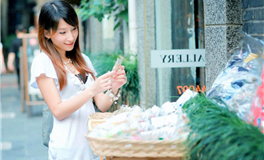 属蛇人最舍不得删除记录什么的照片