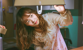 美女和金钱，处女男会怎么选？