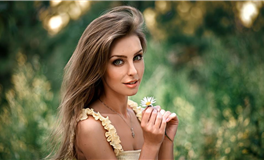 出门在外靠自己的三个星座女，不靠男人，不依赖家里