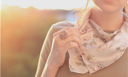 一恋爱就失去理智，典型恋爱脑的星座女