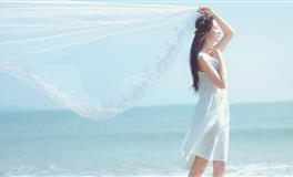 董易姗生肖狗2025年全年运势及运程