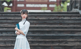 蓝蓝占星巨蟹座2025年5月运势