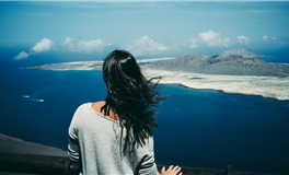 贵人相助：事业腾飞如鱼得水