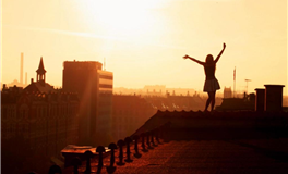 YAO叔星座2025年8月8日运势：多看少说，跟随大家