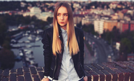 Ezoey徐佩玲天秤座2025年12月运势