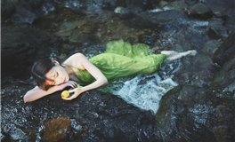 星座情感波动：揭秘那些忽冷忽热的恋爱之星