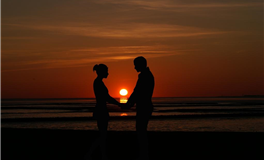 爱翻对象手机的星座，是占有欲还是太八卦？